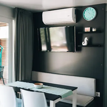 Jade Na Apartamento *